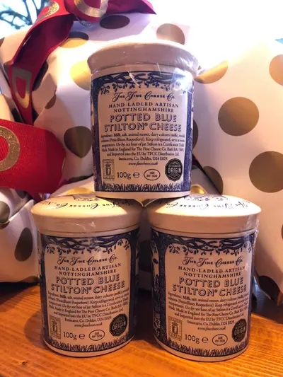 Potted Blue Stilton -- den klassiska engelska blåmögelosten i…