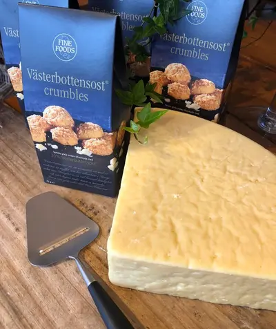 Västerbottensost är en grynpipig hårdost från Burträsk med karaktär…