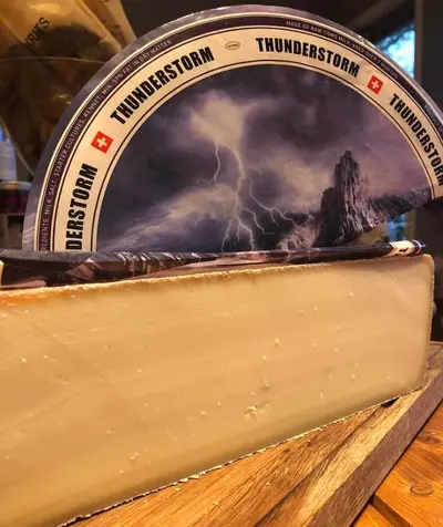 Våren är på väg och vi har efter lång väntan fått in den goda osten…