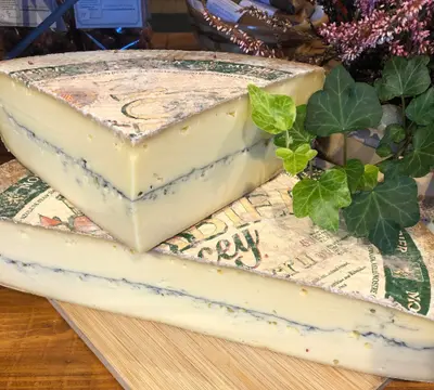 Den fantastiska osten Morbier.